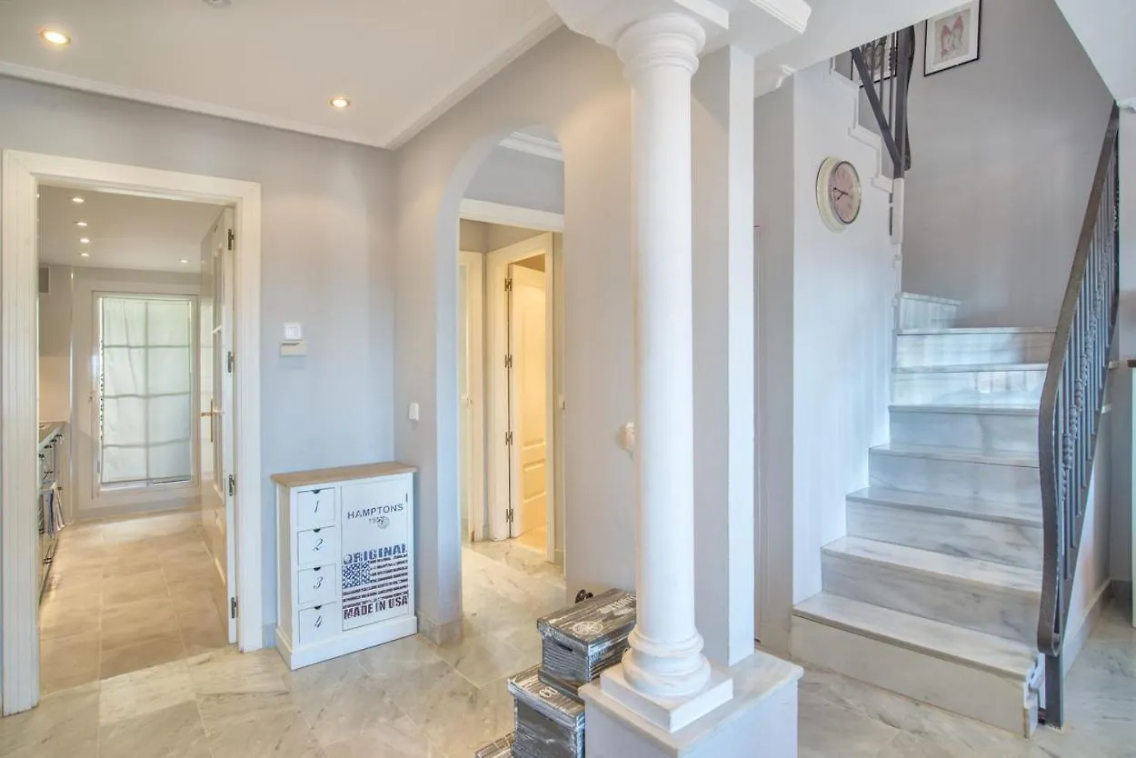 Senorio De Aloha Penthouse Apartment Marbella
