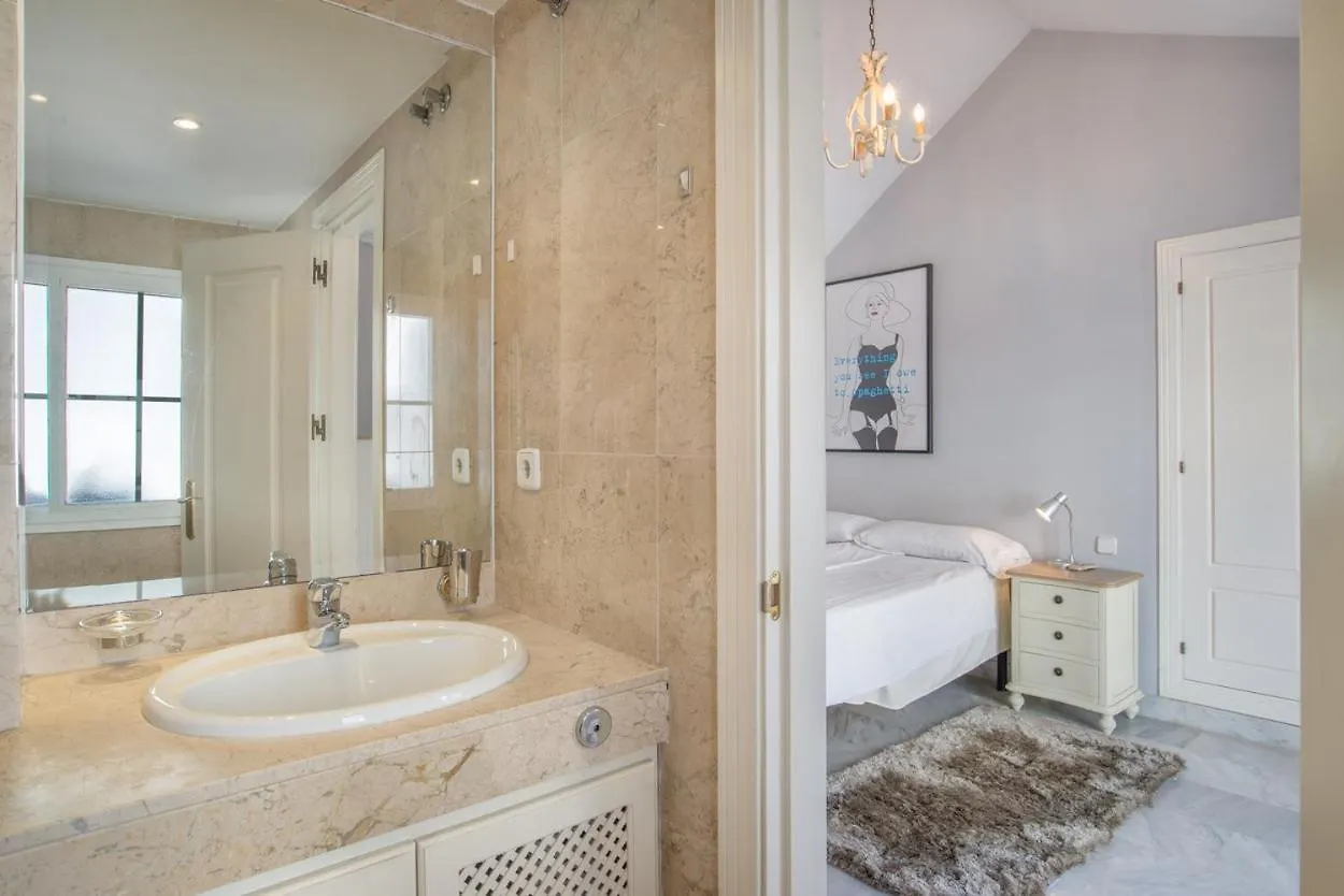 Senorio De Aloha Penthouse Apartment Marbella