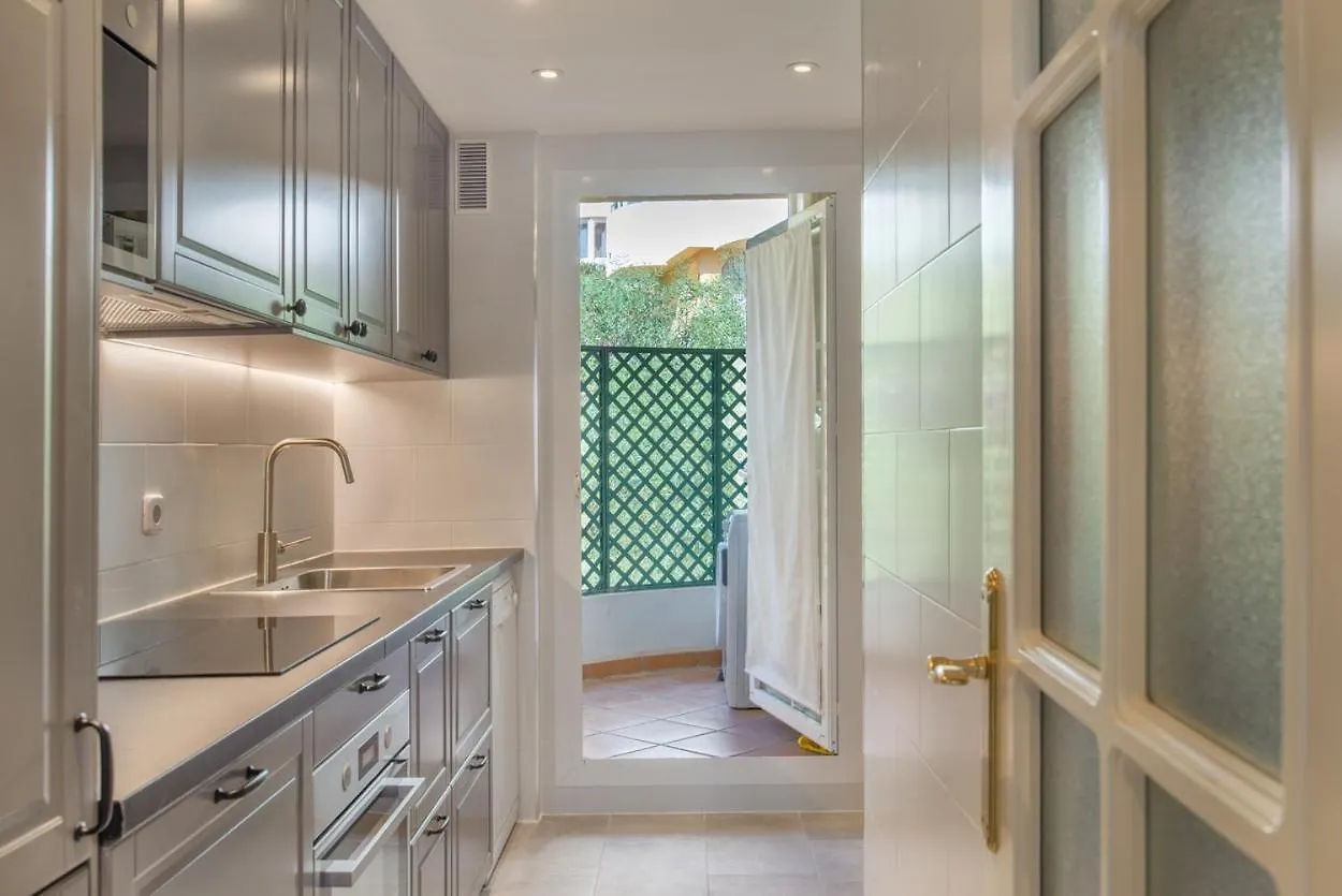 Senorio De Aloha Penthouse Apartment Marbella