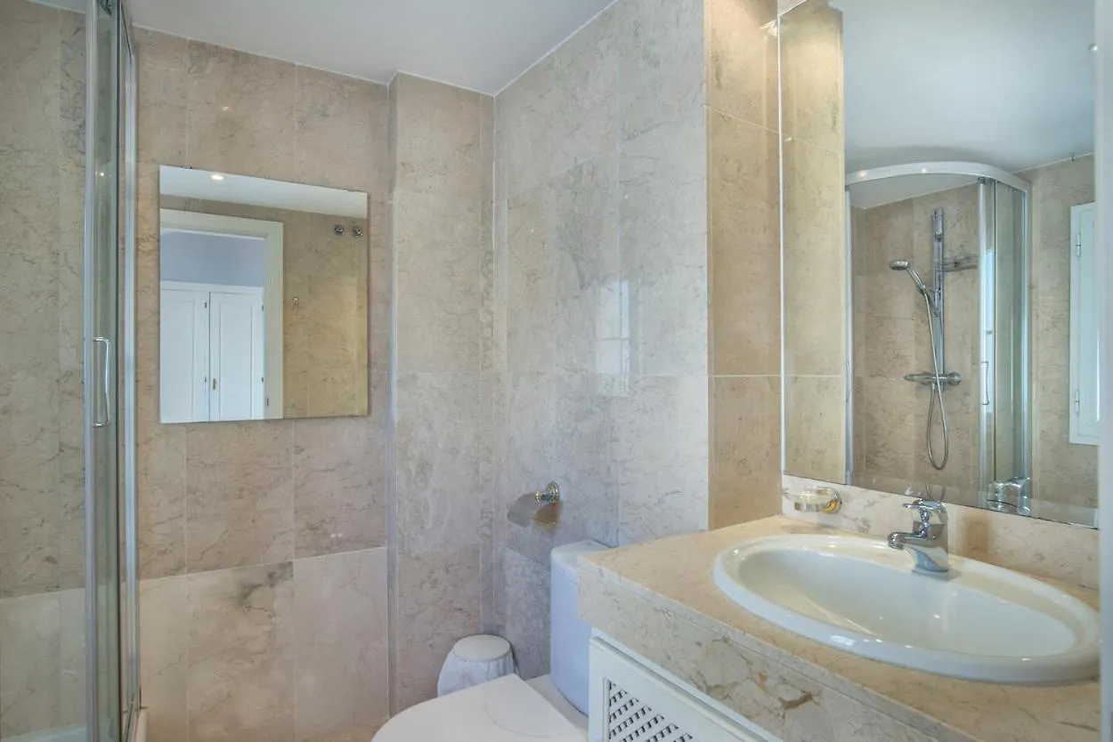 Senorio De Aloha Penthouse Apartment Marbella